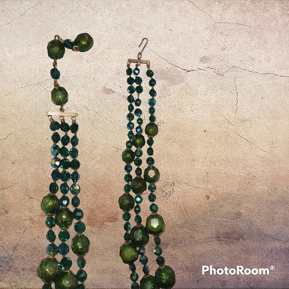 Vintage Mid-Century Beaded Necklace - Picture 6 of 6